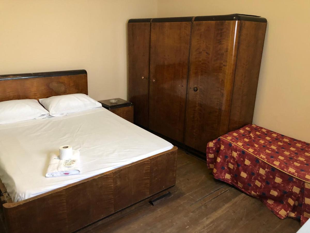 Hotel Atenas ブエノスアイレス エクステリア 写真