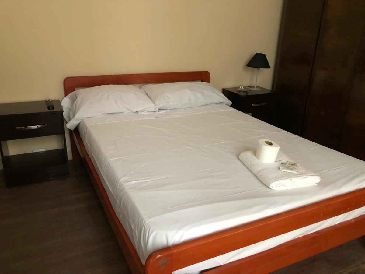 Hotel Atenas ブエノスアイレス エクステリア 写真